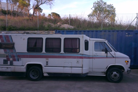 gmc caravana alquiler vehiculos escena rodajes videoclips peliculas cine catalogos fotos eventos spots sealand motion