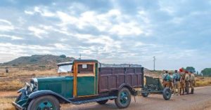 camion-chevrolet-1929-americano-vehiculos-escena-coches-militares-spots-cine-eventos-sealand-motion-01