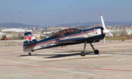 alquiler-avioneta-acrobatica-sukoi-29-rodajes-sealand-motion-01